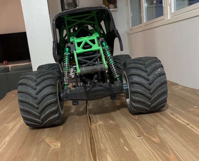 1/8 Losi LMT Grave digger