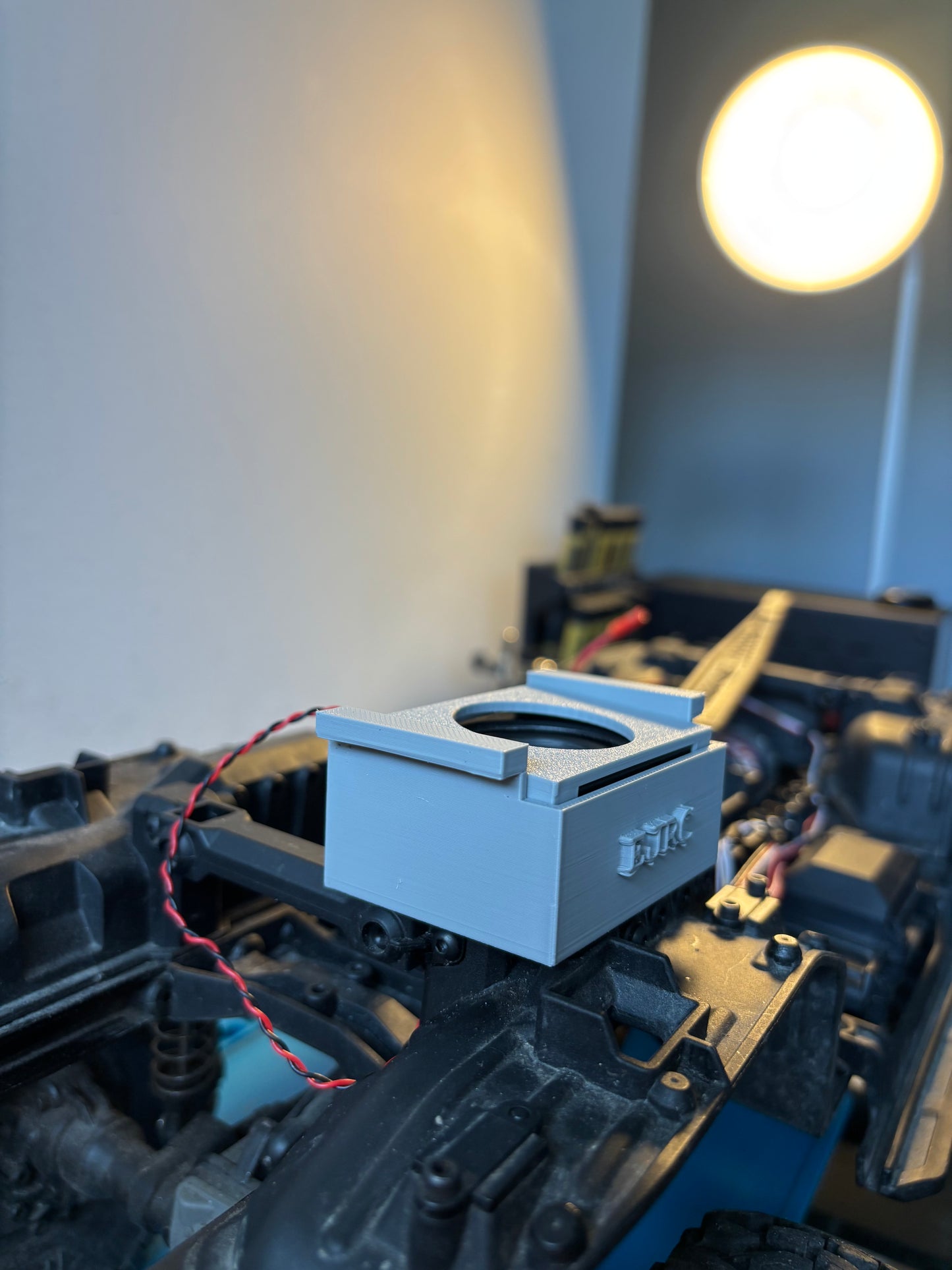 Diesel speaker and case for TRX4