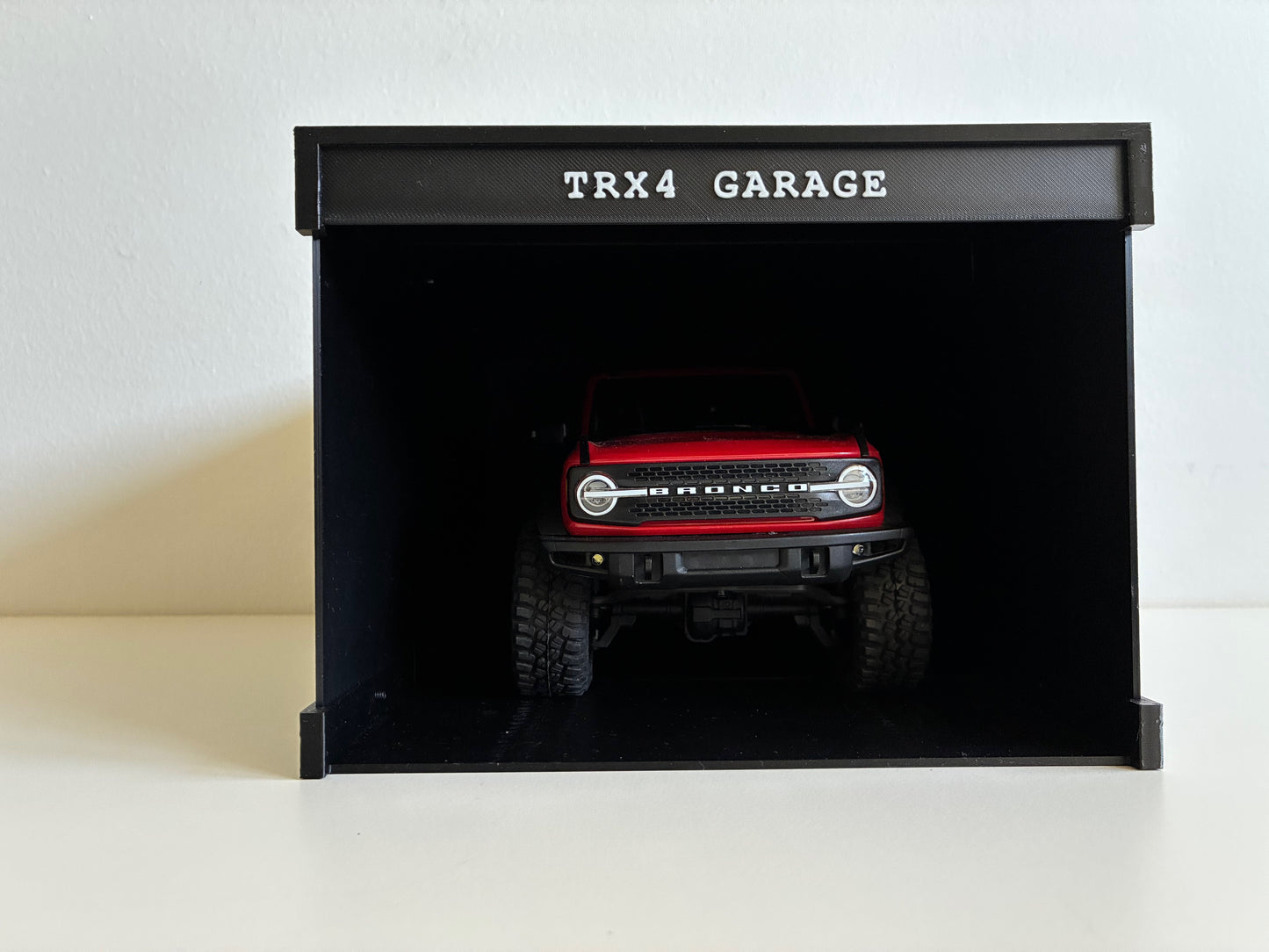 Custom garage for trx4 1/18